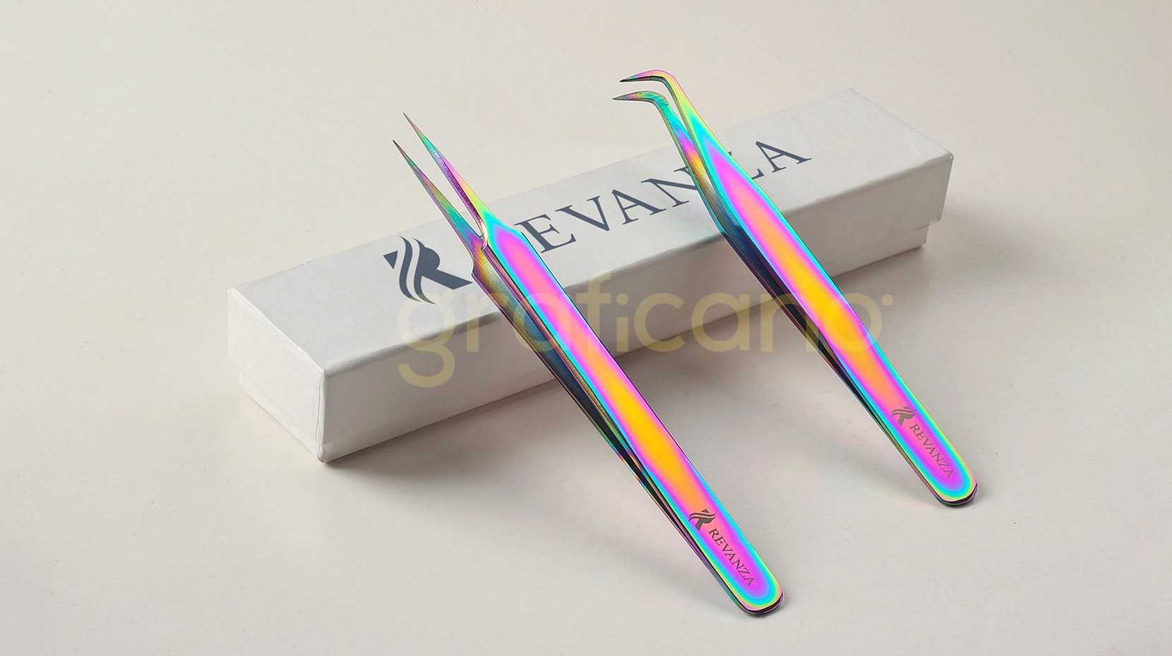 Revanza | Eyelash Tweezers Photography